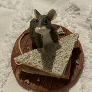 Munro After The Party “Mouse With Sandwich” vintage collectible figurine